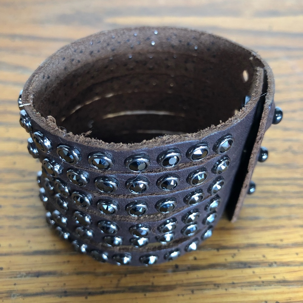 Genuine leather bracelet with Jet Hematite Swarovski 20 ss. 8”x1 3/4”